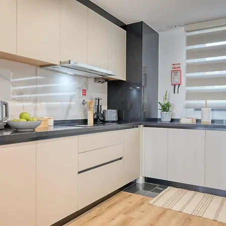 The Place By Nicolene, A In Madeira * Funchal (Madeira)