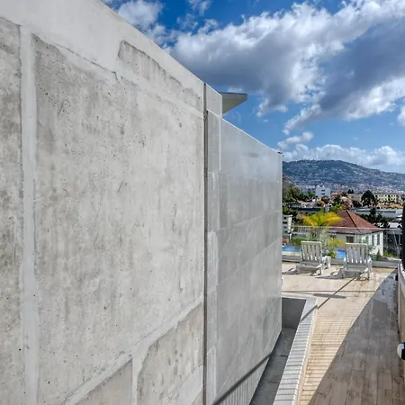 Apartamento The Place By Nicolene, A In Madeira *