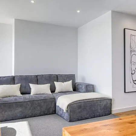 Apartment The Place By Nicolene, A In Madeira *