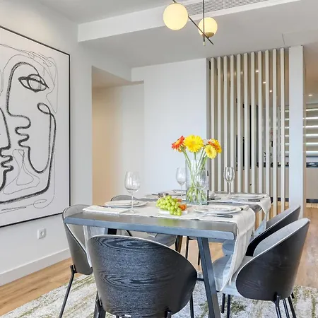 Apartment The Place By Nicolene, A In Madeira Funchal (Madeira)