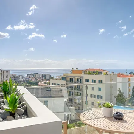 The Place By Nicolene, A In Madeira 푼샬
