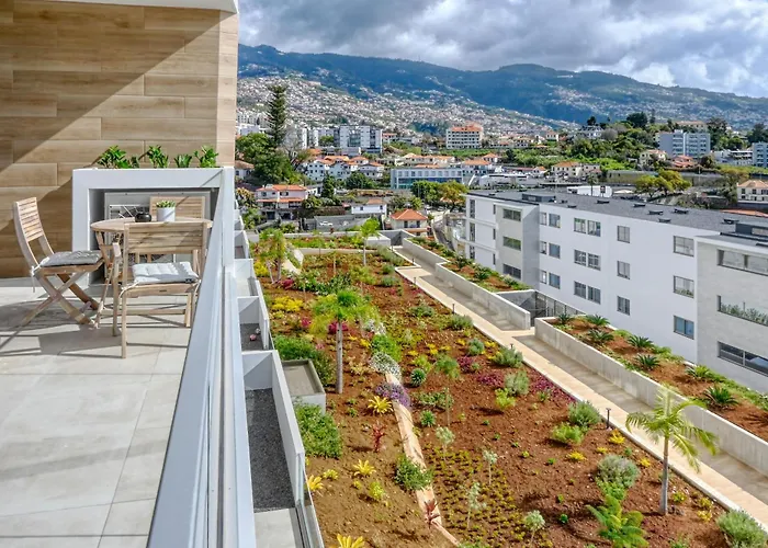 The Place By Nicolene, A In Madeira Appartamento *